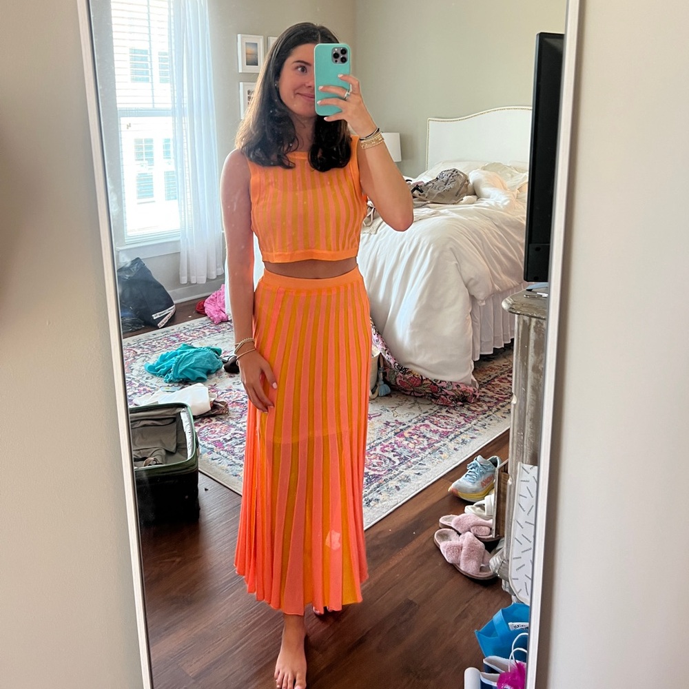 NWT House of Harlow set!